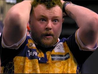 Josh Rock wirft den ersten 9-Darter der aktuellen Premier League Saison und das auch noch vor heimischen Publikum in Belfast.