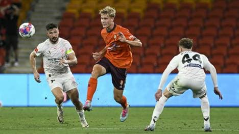 Sam Klein (orange) wechselt zu St. Pauli