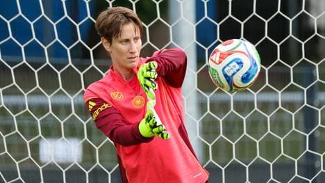 Torhüterin Ann-Katrin Berger im Training der DFB-Frauen