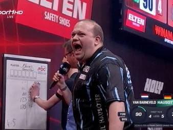 Zusammenfassung der Spiele mit deutscher Beteiligung beim German Darts Grand Prix in München: Marcel Hausotter besiegt Raymond van Barneveld, Ricardo Pietreczko setzt sich gegen Ian White durch und Niko Springer gewinnt das Duell gegen Jan Schmidt. 