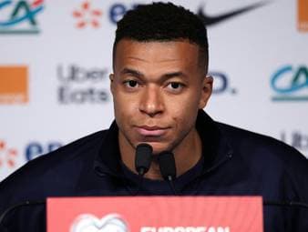 "Wichtiger als WM-Qualifikation": Mbappé gedenkt Opfern