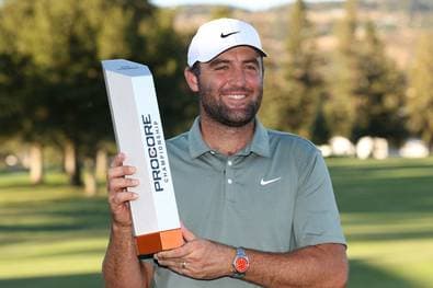 Golf-Superstar holt nächsten Titel