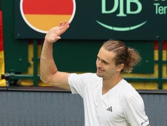Zverev holt Auftaktsieg für Deutschland