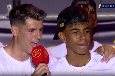 Morata heizt Fans für Yamal-Ständchen ein