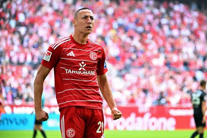Drittliga-Kracher zum Start fix