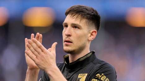 Keven Schlotterbeck steht vor einem Abschied aus Augsburg