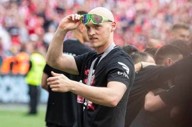 "Surreal": Fußballgott sogar auf der Bank