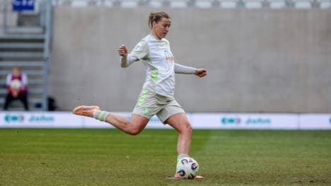 Mühlhaus verwandelt den Elfmeter kurz vor der Pause