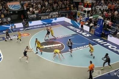 SYNTAINICS MBC - ALBA BERLIN