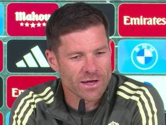 Xabi Alonso steht vor seinem ersten Madrid-Derby gegen Atlético. Der Trainer der Königlichen freut sich auf das Duell und weiß aus der Vergangenheit, dass die Atmosphäre besonders sein wird.