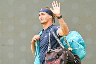 Zverev mit wackligem Sieg