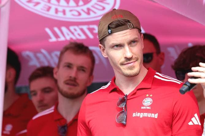 Bayern startet direkt mit Spitzenspiel
