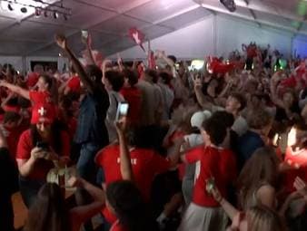 Nach dem Erreichen des WM-Viertelfinals kennen die Feierlichkeiten in der Schweiz keine Grenzen.