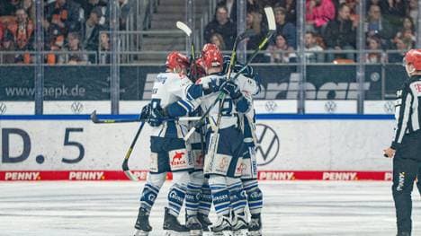 Schwenninger Jubel in Wolfsburg