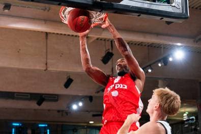Bayern schnappt sich Rebound-Monster