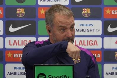 Flick sorgt bei PK für Lacher