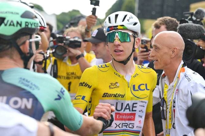 "Schützt ihn": Pogacar lobt Juwel - und mahnt