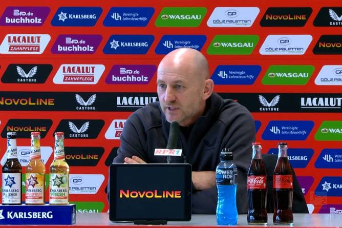 "Überfordert" - Lieberknecht erklärt eigenen Platzverweis