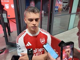 Martin Odegaard und Leandro Trossard äußern sich zu den aktuellen Titelchancen und der Frage, wie realistisch das Double in dieser Saison ist.
