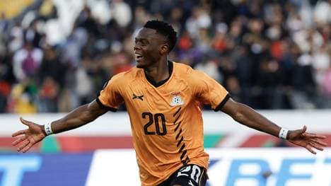 Patson Daka spielt für den HSV