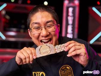 Jonathan Tamayo über das unwirkliche Gefühl, Main Event Champion zu sein. Der US-Amerikaner gewann vergangene Nacht 10 Millionen Dollar beim wichtigsten Pokerturnier der Welt und darf sich nun Poker-Weltmeister nennen. Ohne die Hilfe zweier guter Freunde hätte es nicht funktioniert.