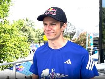 Andreas Wellinger blickt zuversichtlich auf die neue Skisprung-Saison, in der mit Andreas Mitter ein neuer Mann die Position als Cheftrainer übernimmt. 