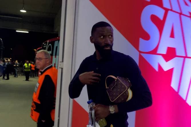 Frust-Abgang von Rüdiger!