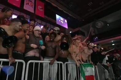 Moderator soll sich ausziehen: "Mama, mir geht’s gut"