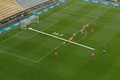 26 Meter! Traum-Freistoß von Suárez beflügelt Atlético