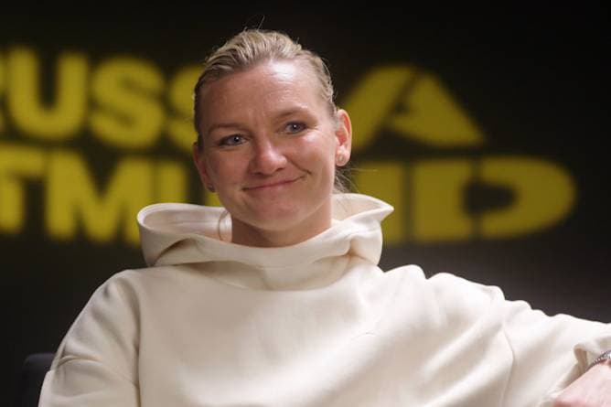 So erklärt Popp den BVB-Hammer